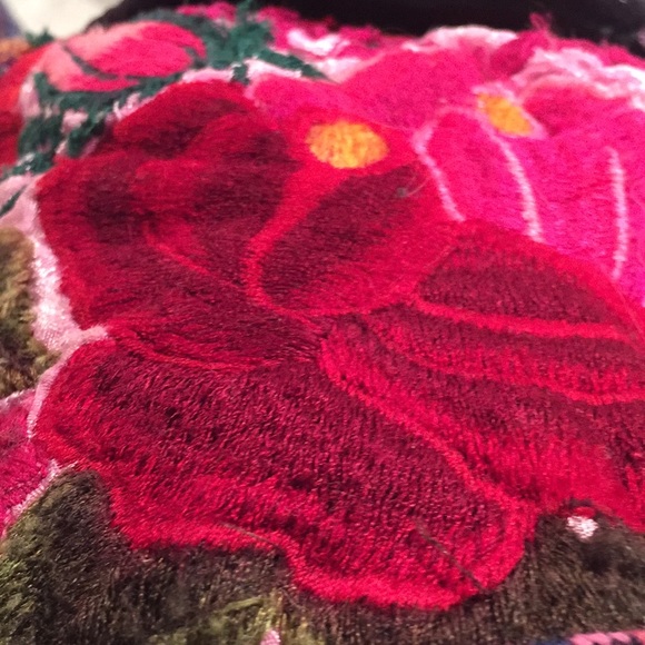 Bermuda hobo crossbody - Picture 6 of 8